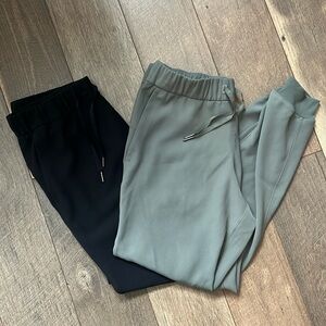Lululemon on the fly jogger, 2 pair